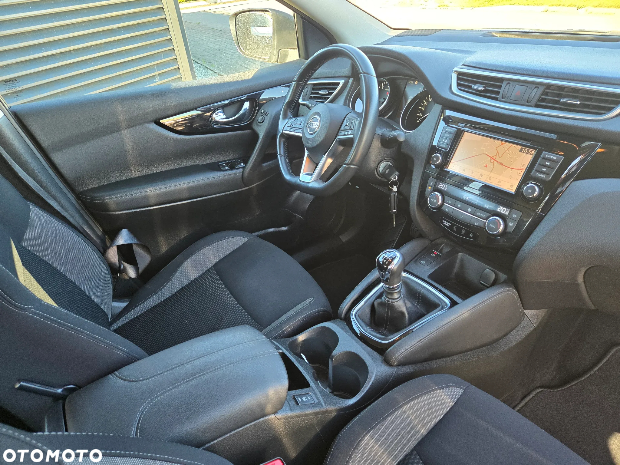 Nissan Qashqai 1.3 DIG-T TEKNA - 13