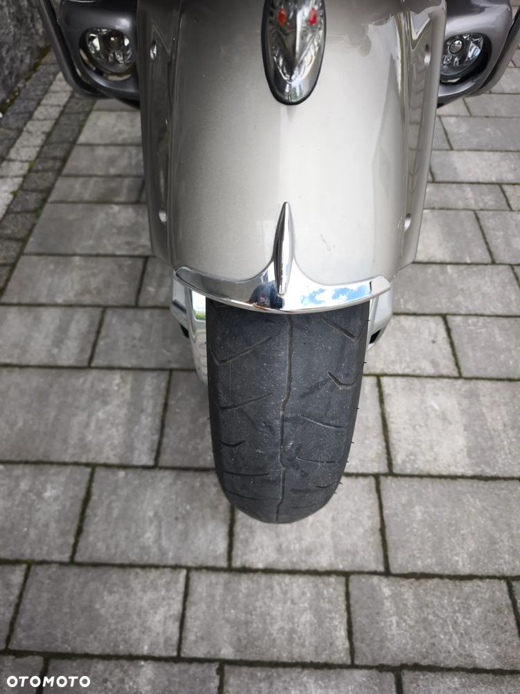 Honda GL - 26
