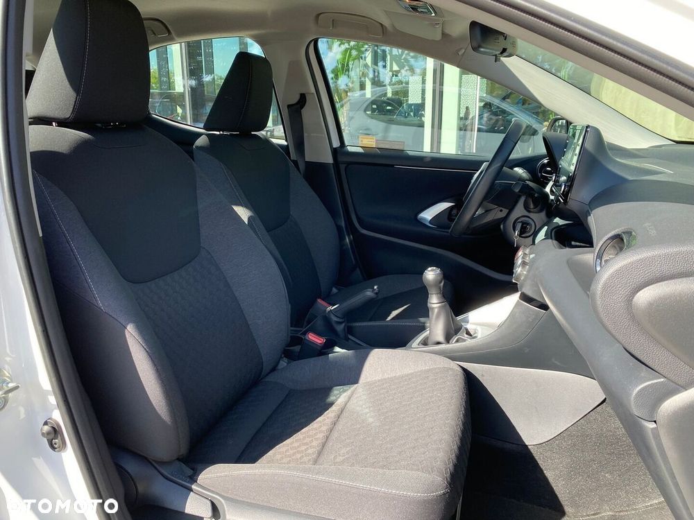 Toyota Yaris 1.0 Comfort - 21