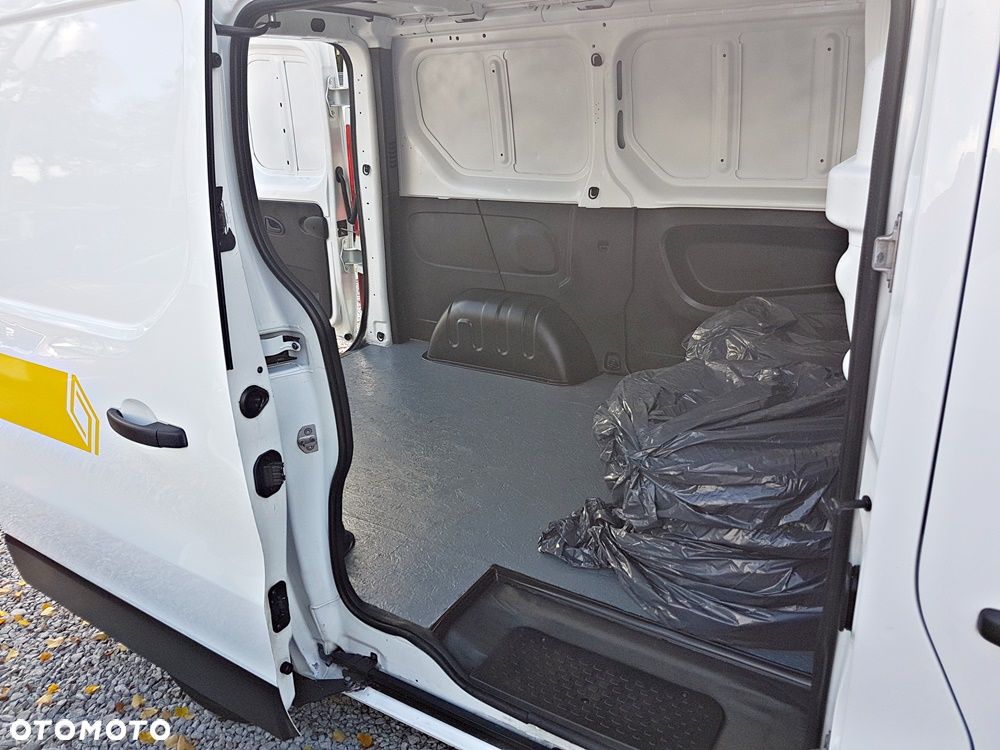 Renault TRAFIC - 22