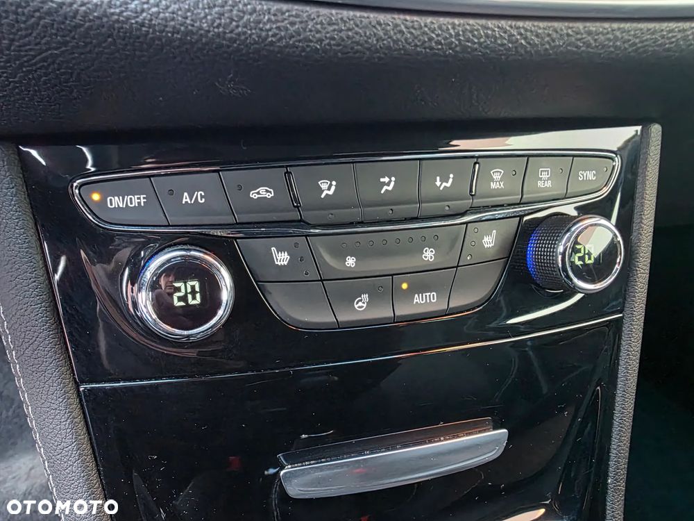 Opel Astra 1.4 Turbo Innovation - 18