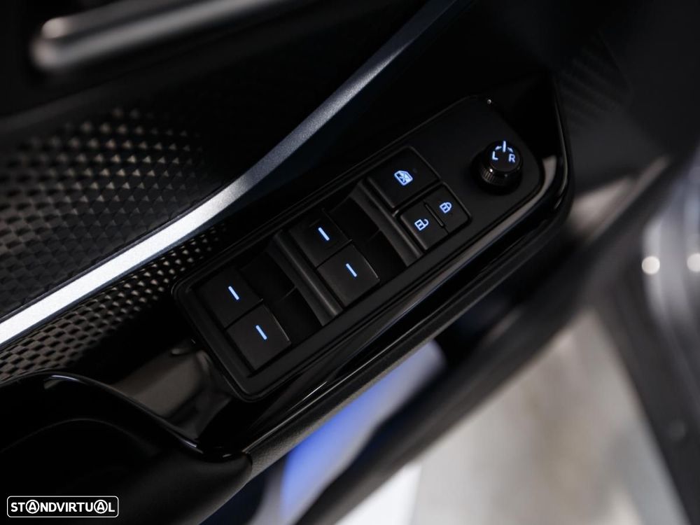 Toyota C-HR 1.8 Hybrid Square Collection - 25