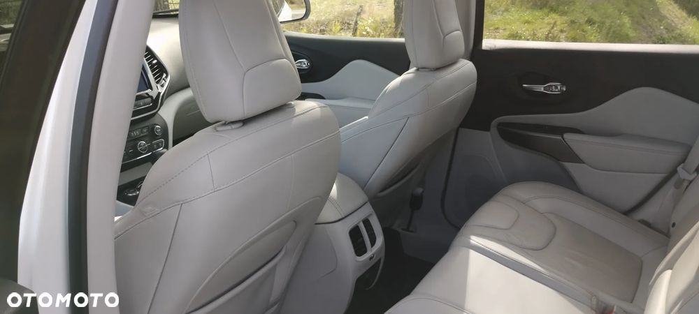 Jeep Cherokee 3.2 V6 Active Drive I Limited - 11