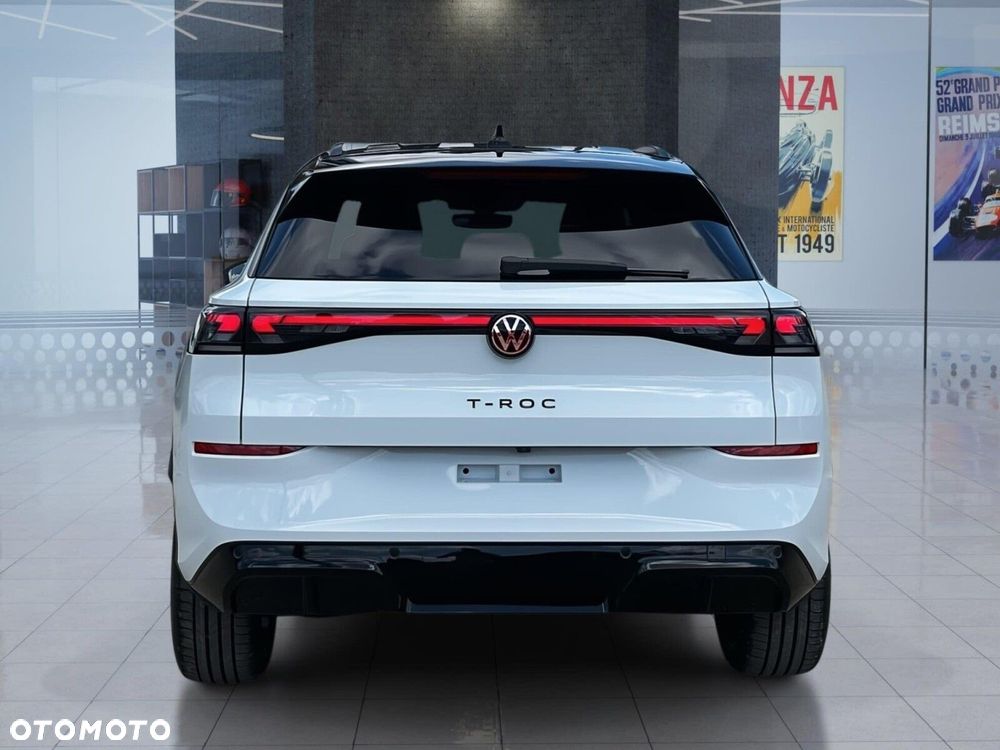 Volkswagen T-Roc - 12