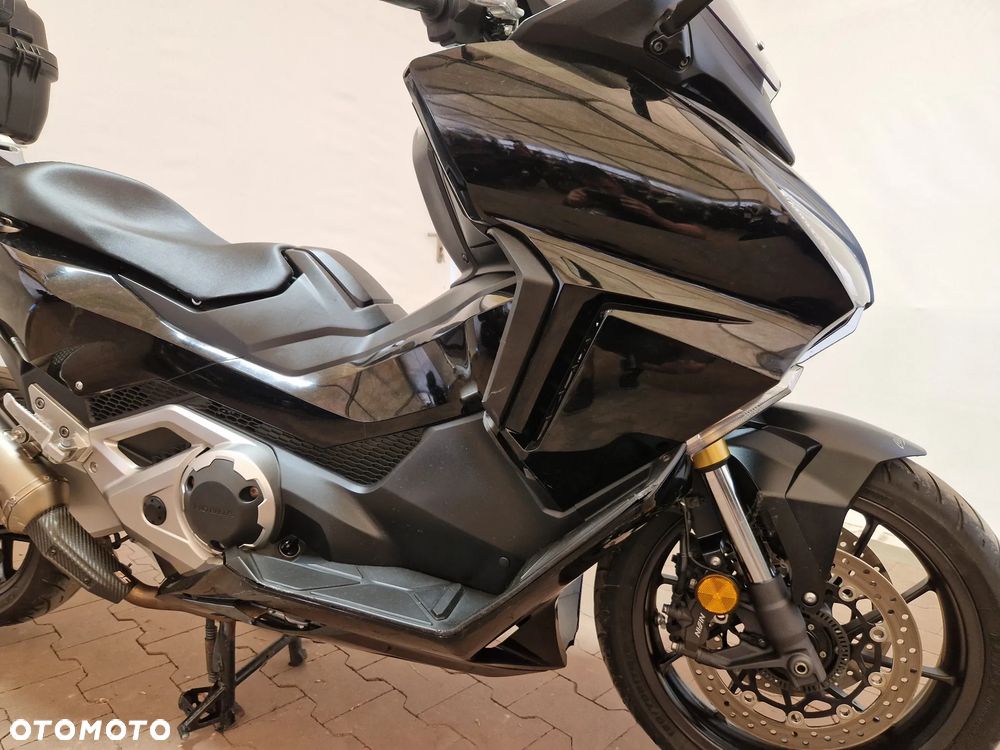 Honda NSS - 16