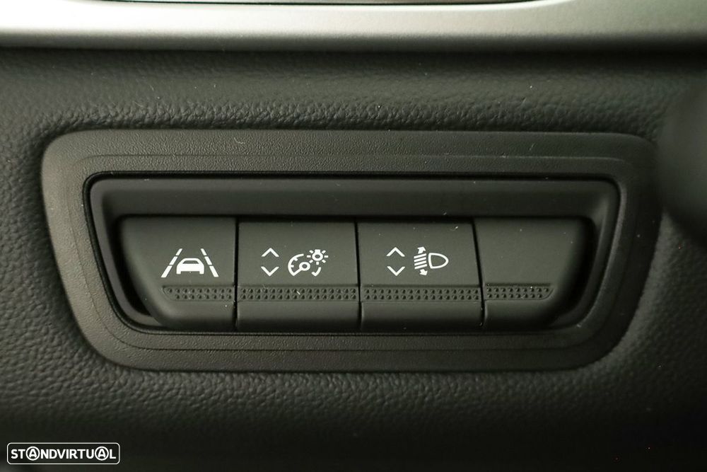 Renault Captur 1.0 TCe Techno Bi-Fuel - 17