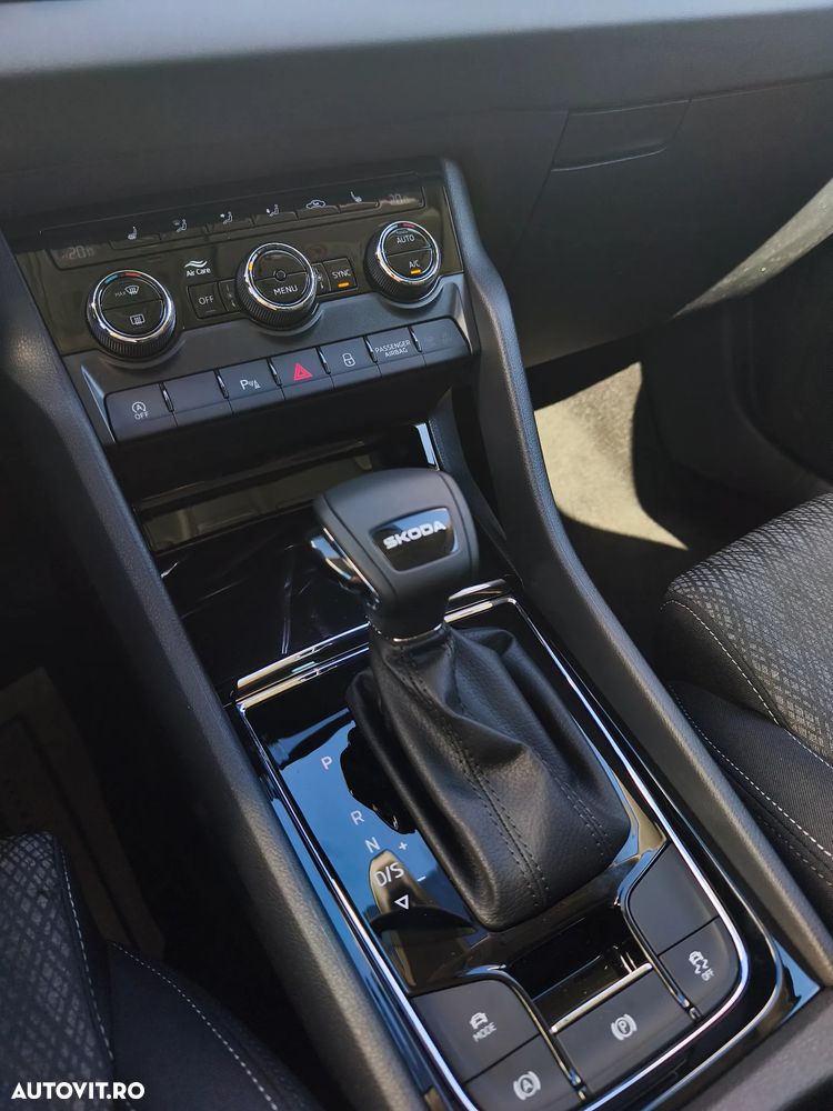 Skoda Karoq 1.5 TSI DSG Selection - 30