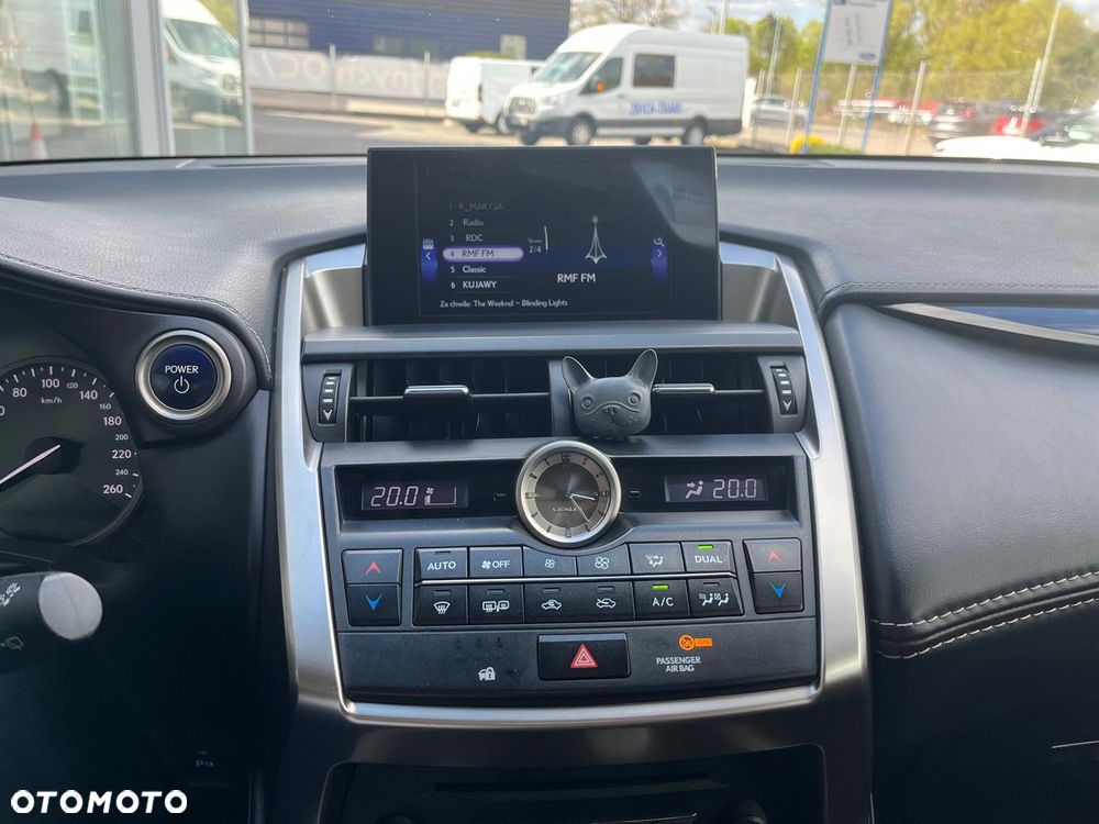 Lexus NX 300h Elite AWD - 9