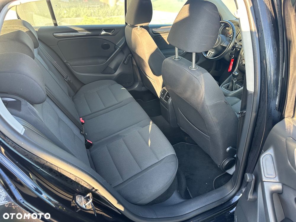 Volkswagen Golf 1.6 TDI Comfortline - 21