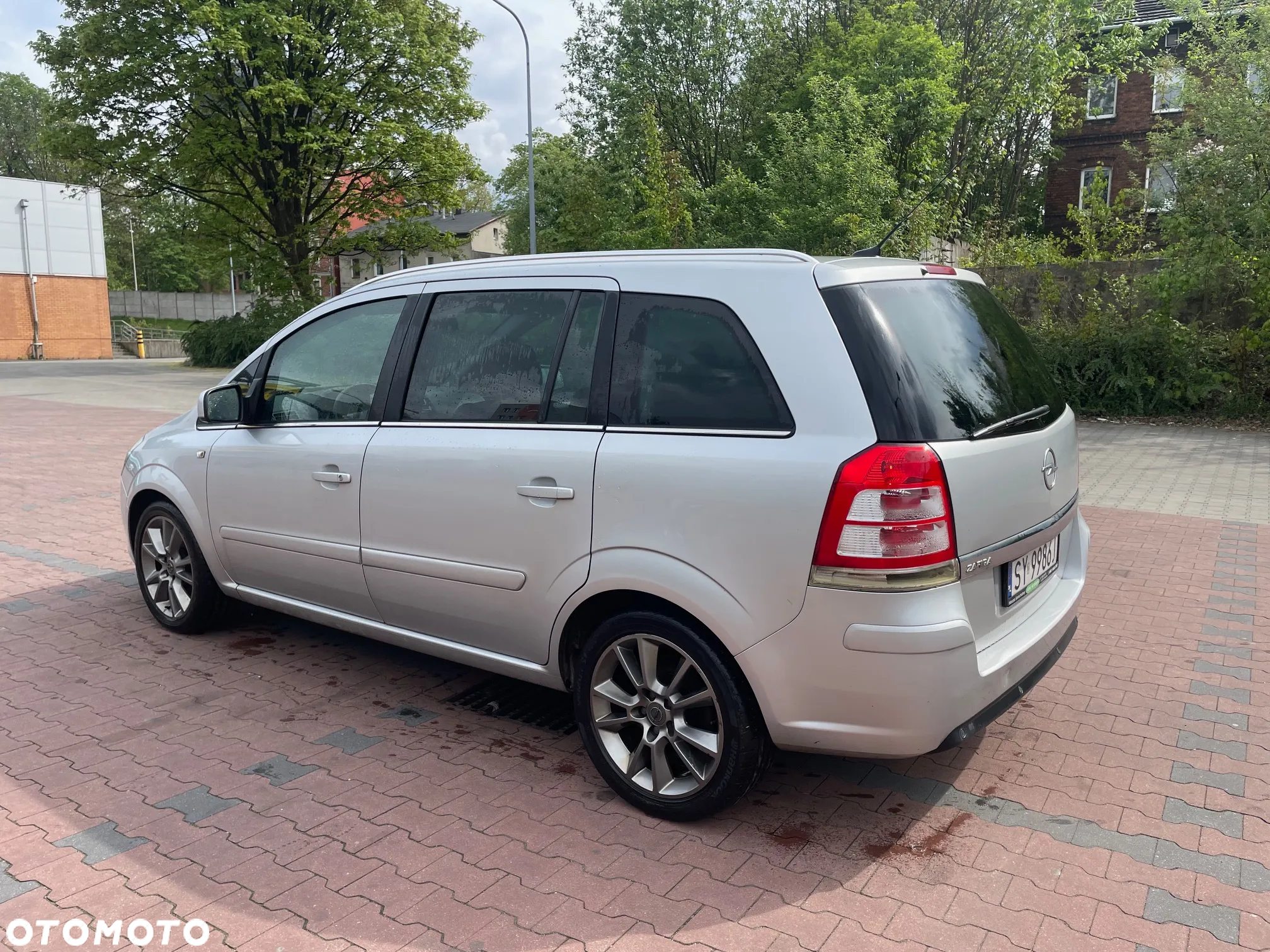 Opel Zafira 1.8 Cosmo EasyTronic - 4