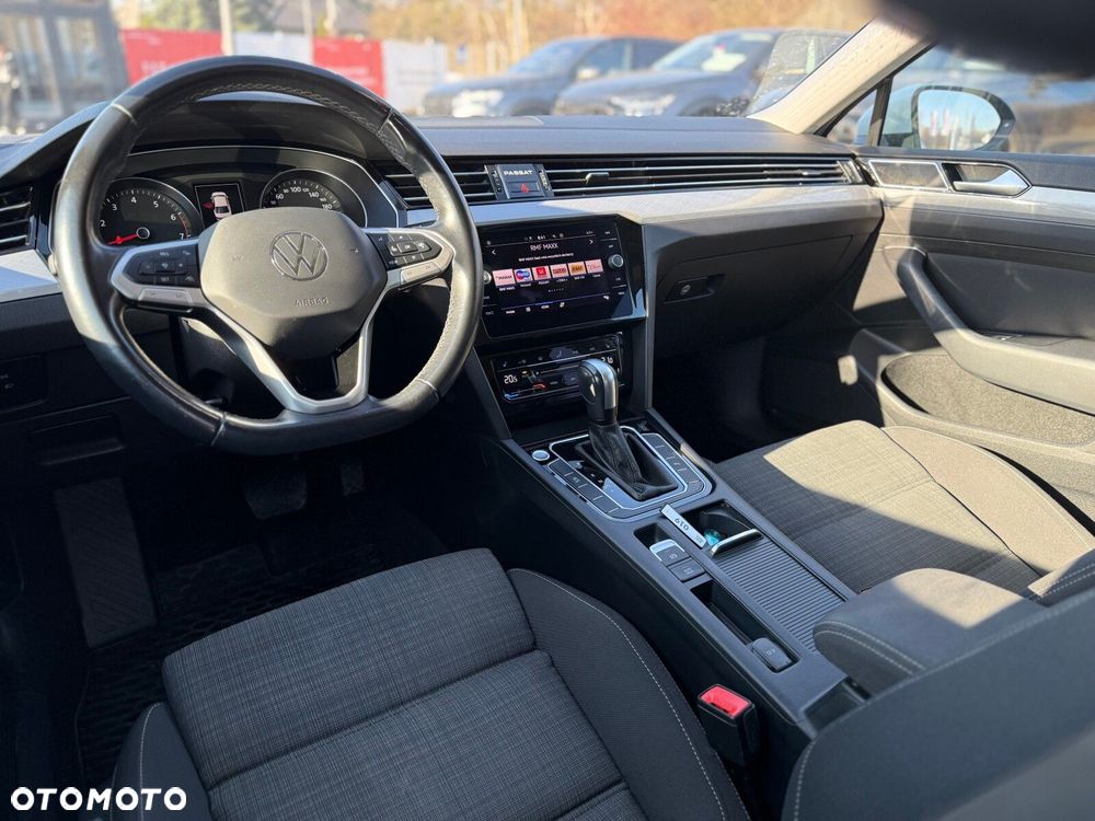 Volkswagen Passat 2.0 TSI Business DSG - 18