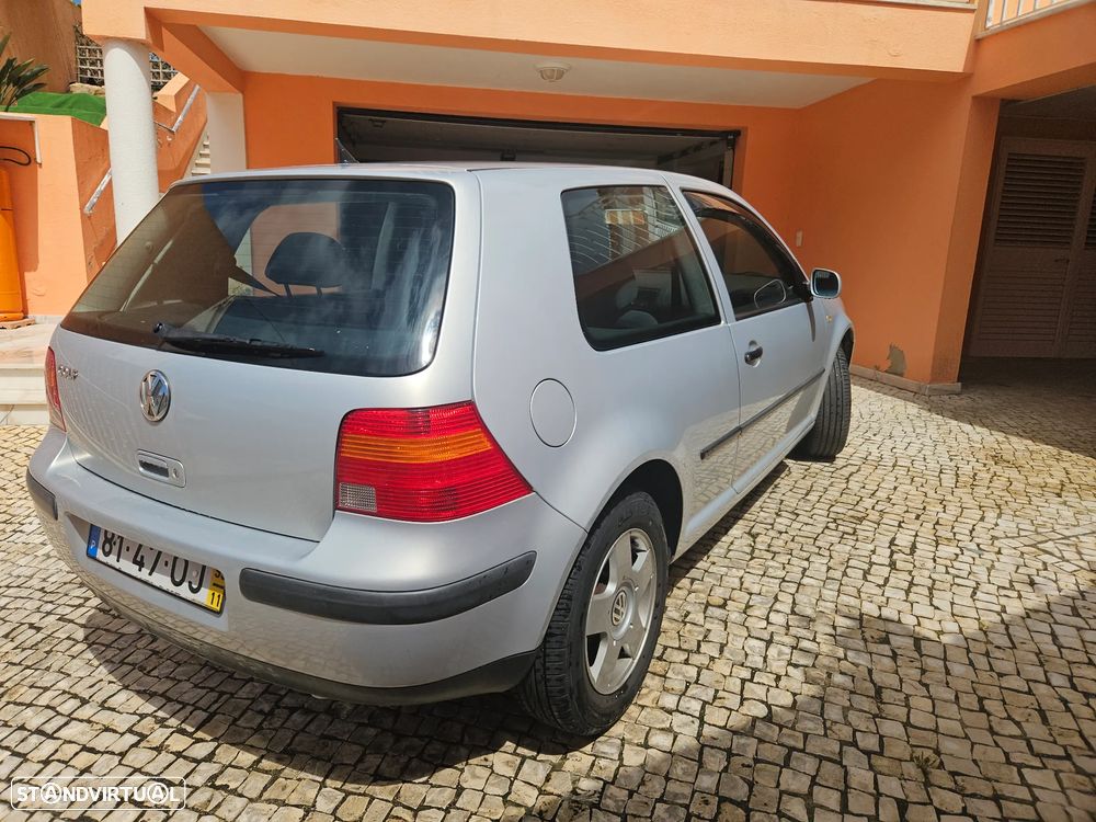 VW Golf 1.4i Confortline - 4