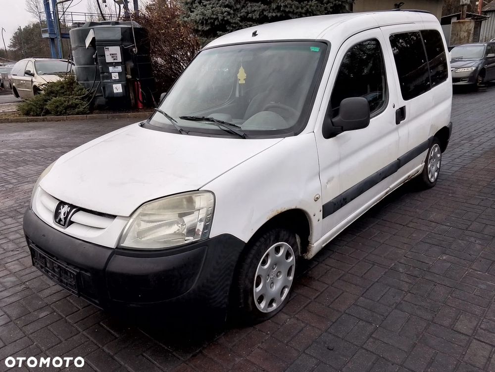 KOMPLETNY PRZÓD Peugeot Partner I FL Citroen Berlingo (Po Lift) EWP /EWPA / EWPB / 249 kolor biały Europa MASKA LAMPA prawa lewa ZDERZAK BŁOTNIK GRILL ATRAPA PAS PRZEDNI WZMOCNIENIE CZOŁOWE CHŁODNICA HALOGEN do założenia bez malowania - 1