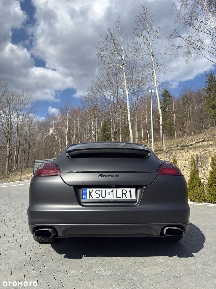 Porsche Panamera - 6
