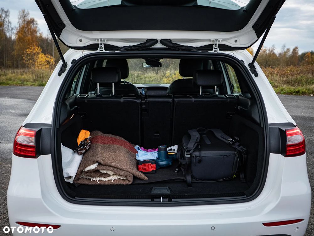 Mercedes-Benz Klasa B 180 d - 13