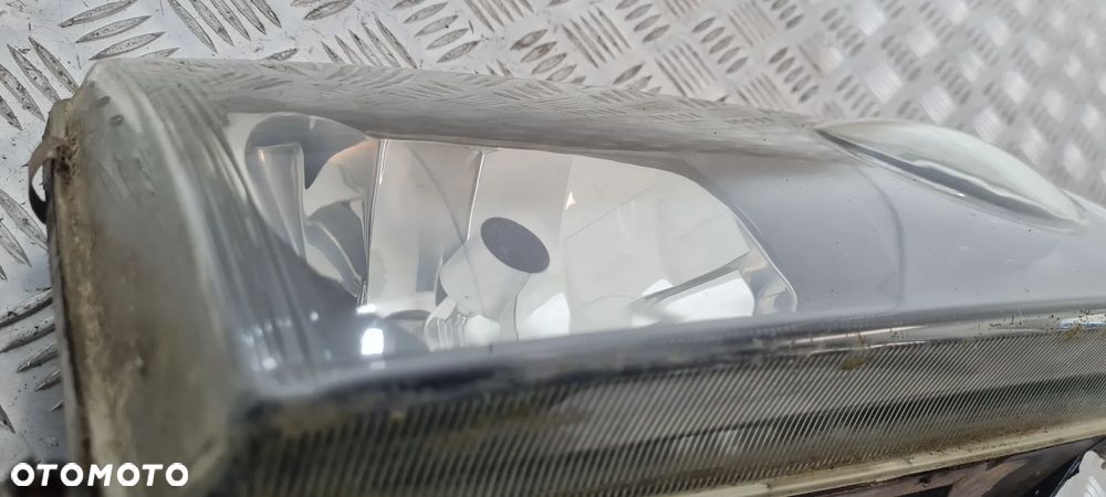 Nissan Terrano II Lampa Lewa Prawa Przód Przednia - 19