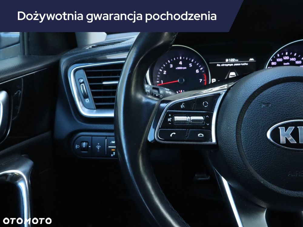 Kia Ceed - 21