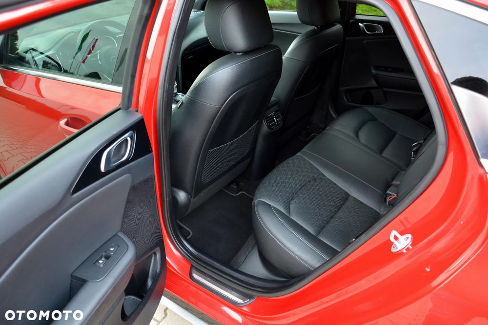 Kia ProCeed 1.4 T-GDI DCT7 OPF GT LINE - 26