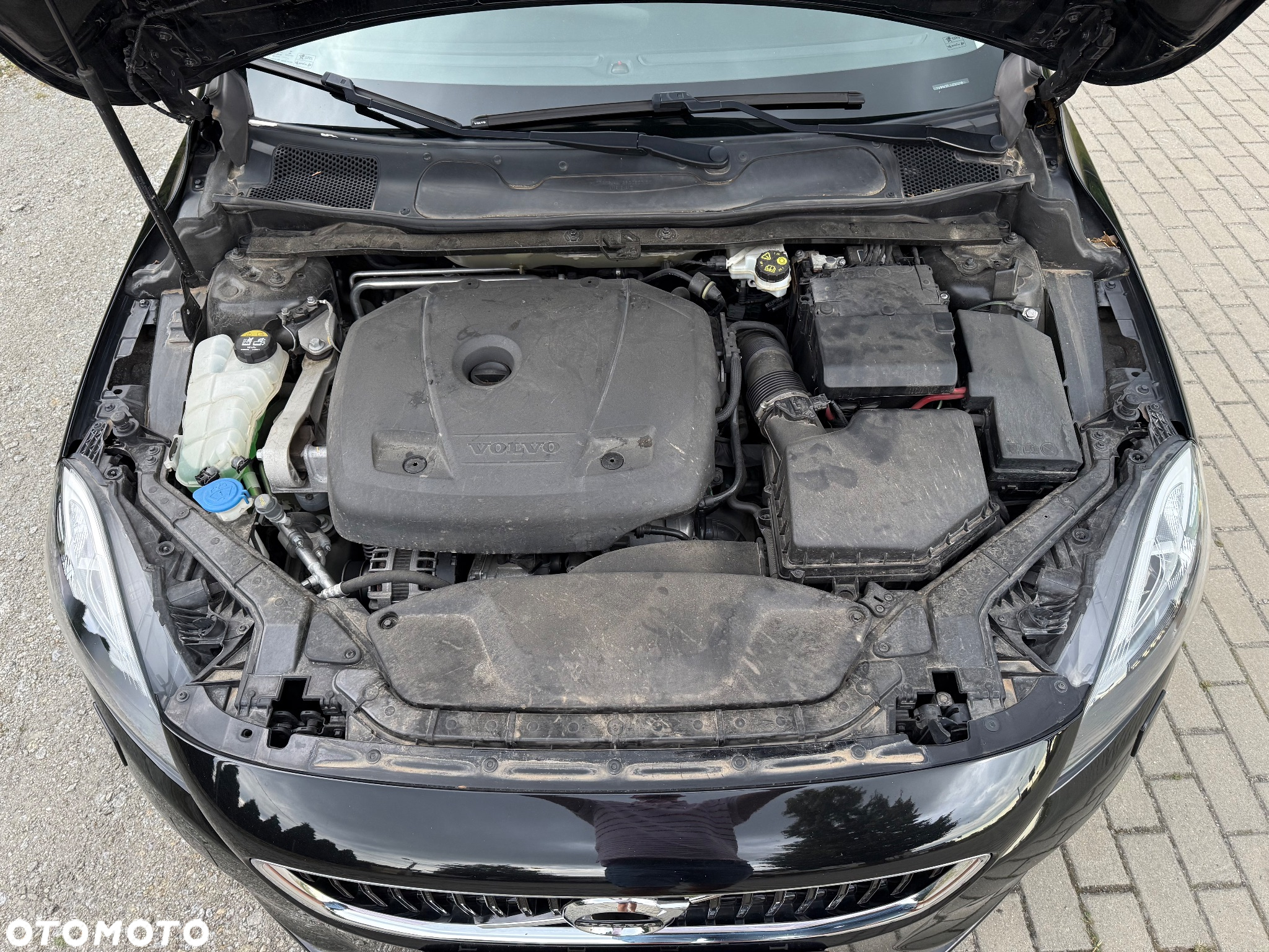 Volvo V40 T3 Drive-E Momentum - 39
