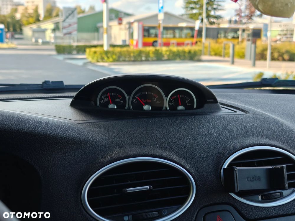 Ford Focus 2.5 ST - 18