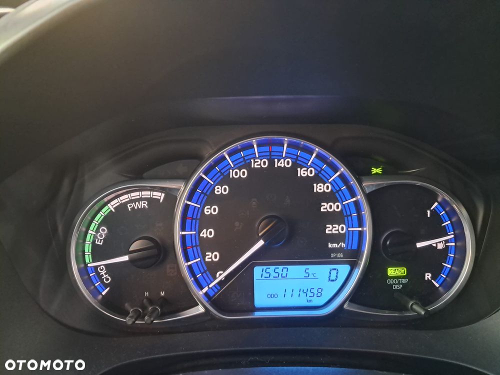 Toyota Yaris Hybrid 100 Selection Passion - 13