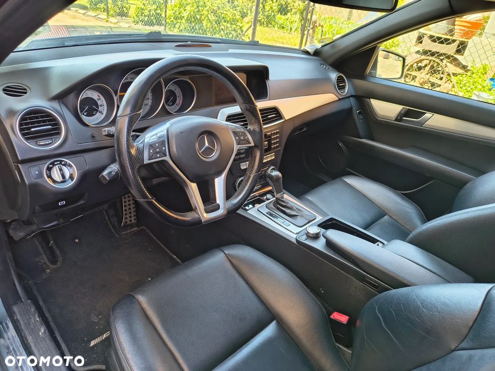 Mercedes-Benz Klasa C 220 (BlueTEC) d BlueEFFICIENCY Edition 7G-TRONIC Avantgarde - 12