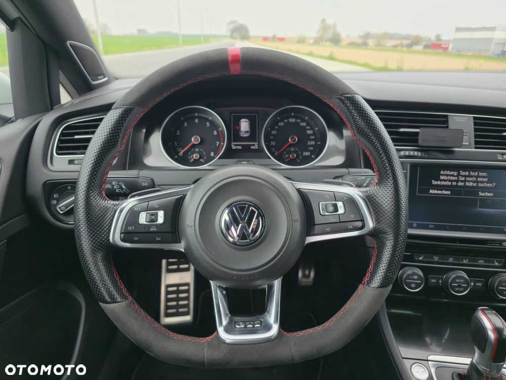 Volkswagen Golf GTI Performance BlueMotion Technology DSG - 15