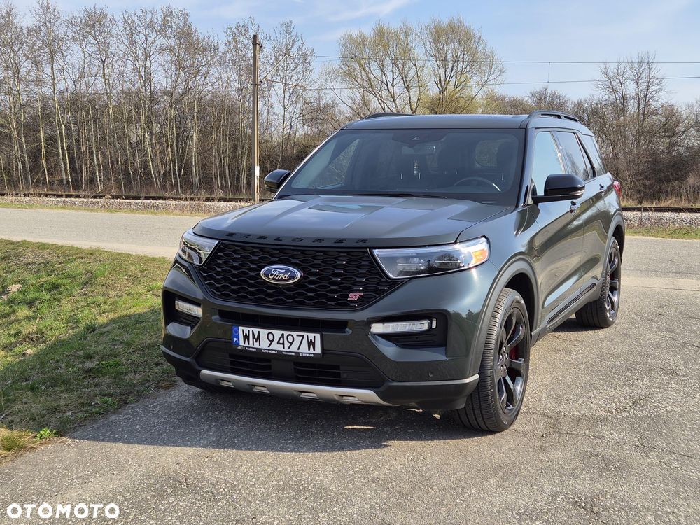 Ford Explorer - 2