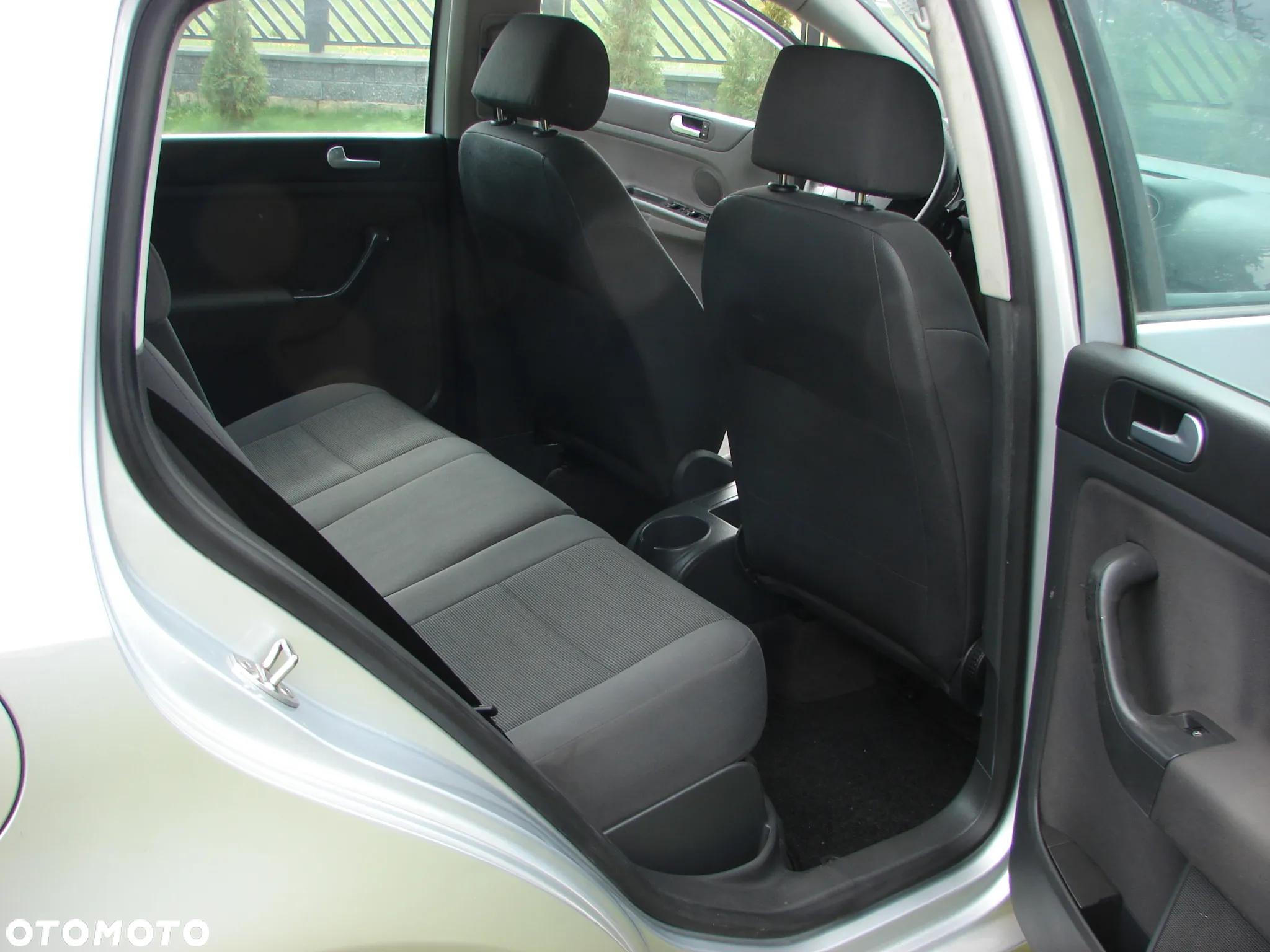Volkswagen Golf - 9