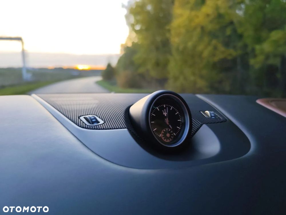 Maserati Levante S Q4 - 15