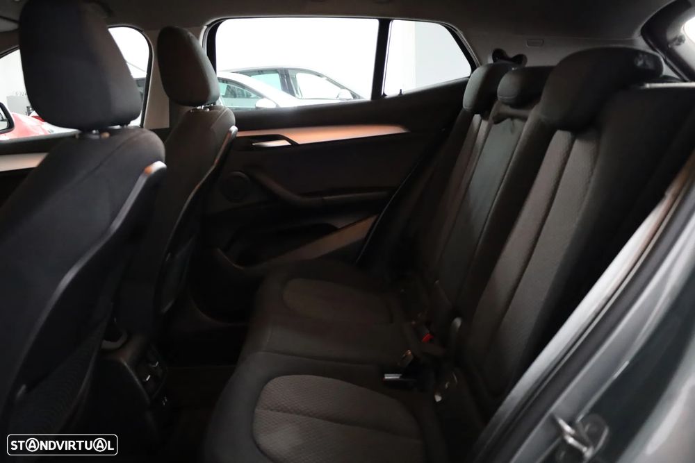 BMW X2 sDrive18d - 23
