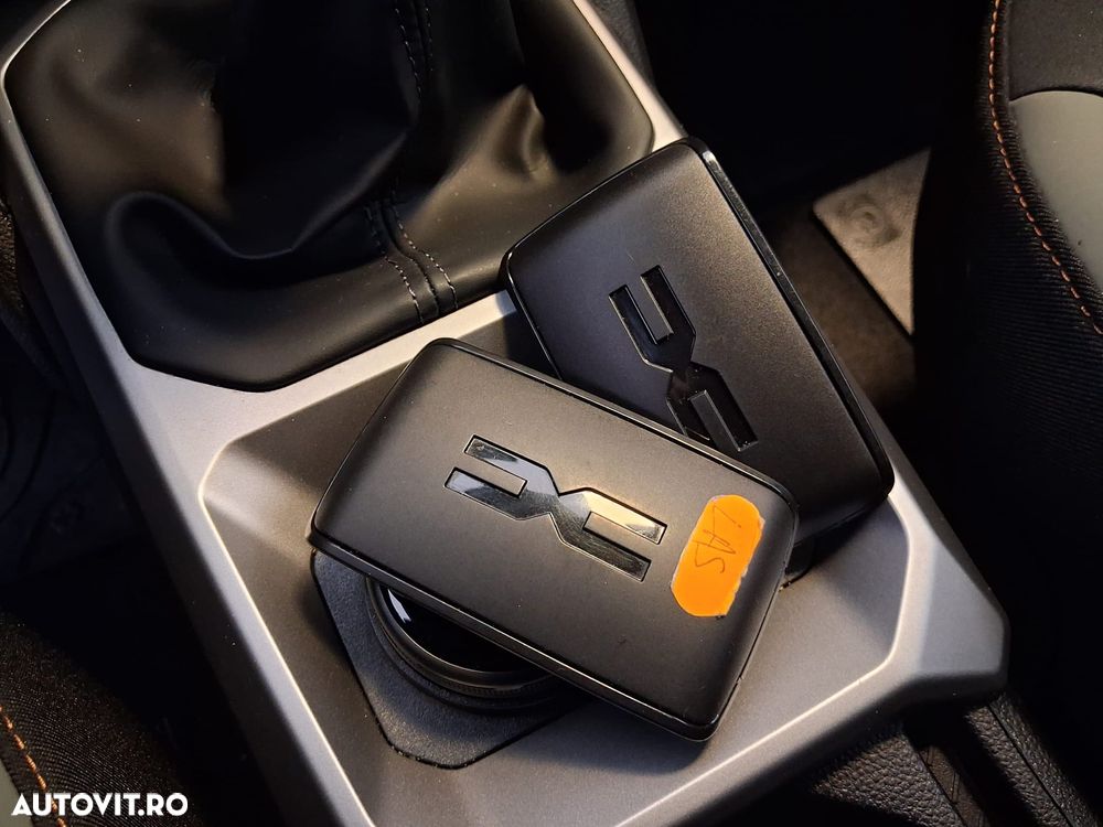 Dacia Duster TCe 130 4X4 MHEV Extreme - 10