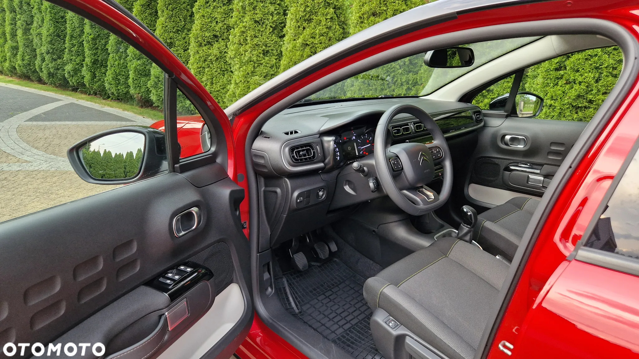 Citroën C3 1.2 PureTech Shine - 10