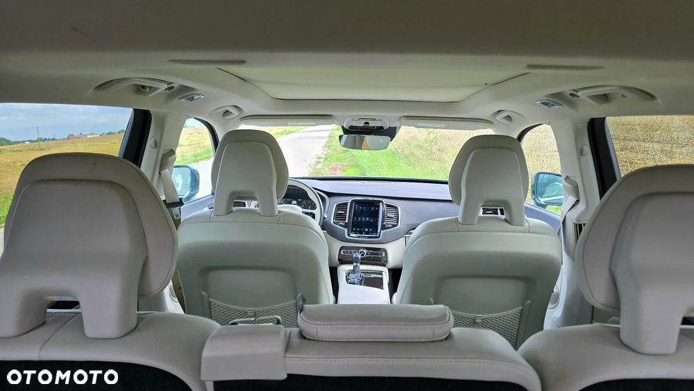 Volvo XC 90 T6 AWD Momentum 7os - 24