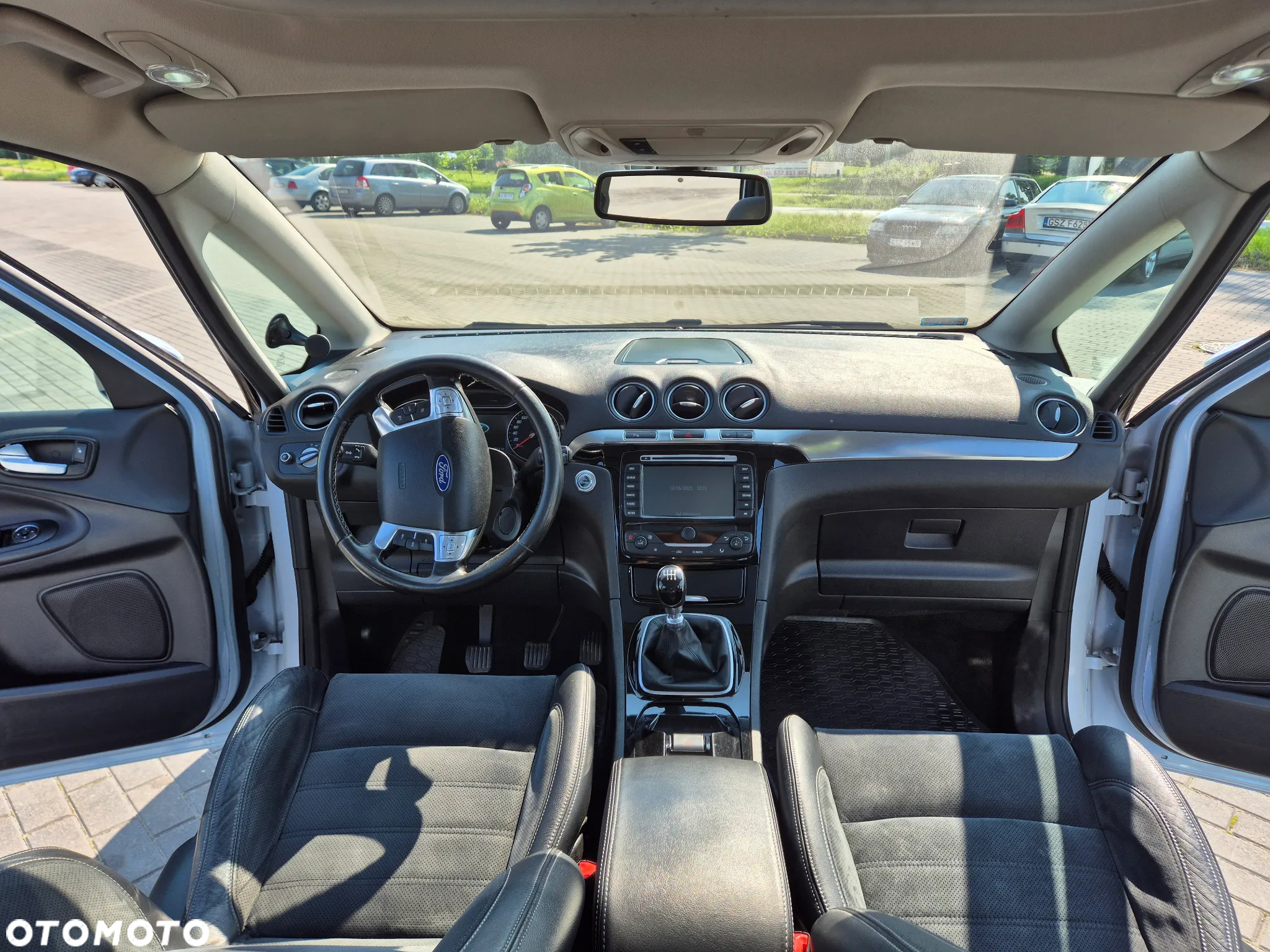 Ford S-Max 2.0 TDCi DPF Titanium - 13