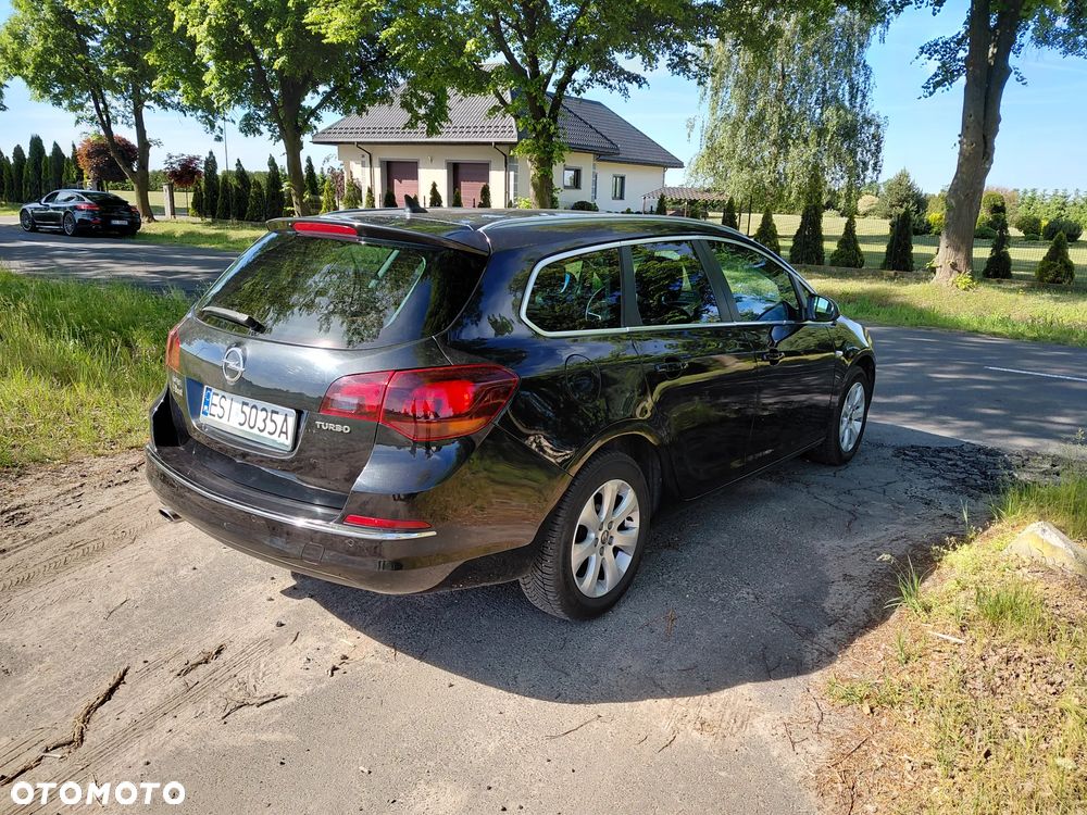 Opel Astra 1.4 T Cosmo - 6