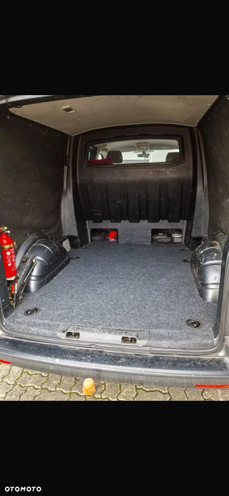 Volkswagen Transporter - 9