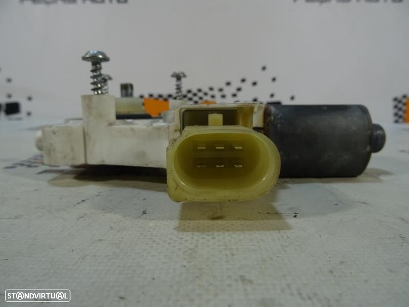 Motor Do Elevador De Vidros Bmw 4 Gran Coupe (F36)  0130822514 / 70460 - 4