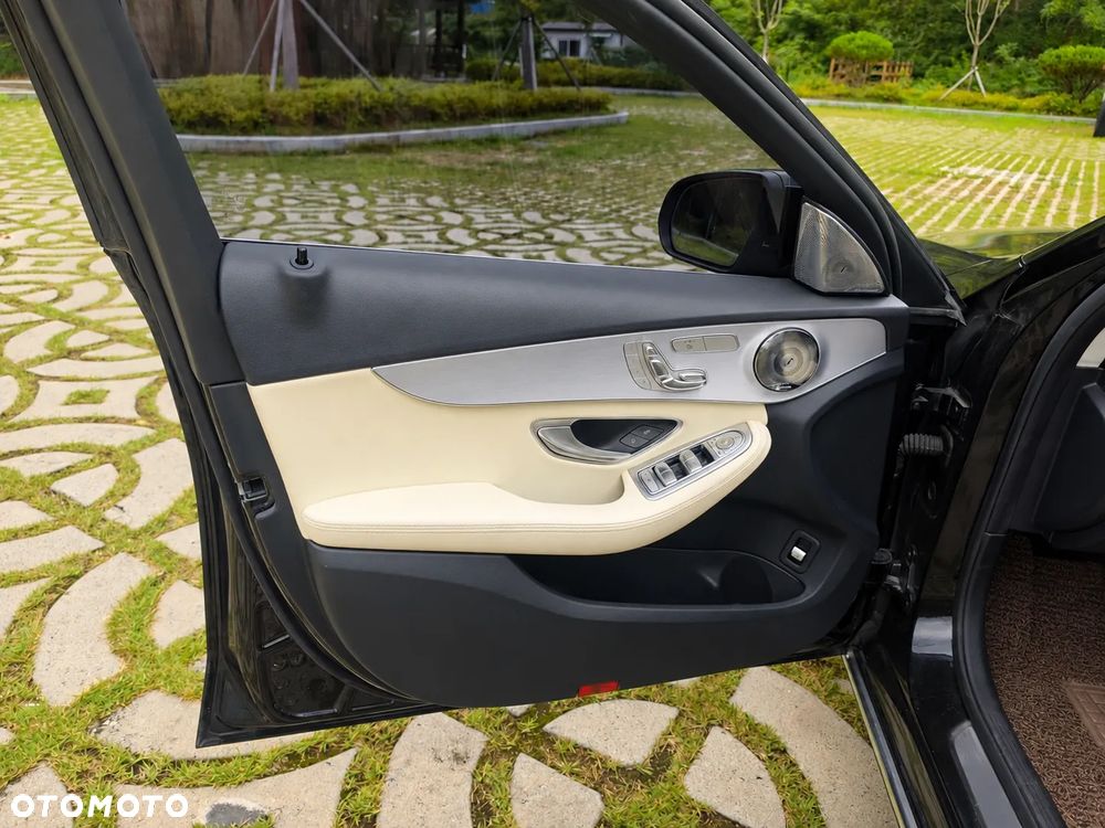 Mercedes-Benz Klasa C 220 d 4-Matic 9G-TRONIC - 9