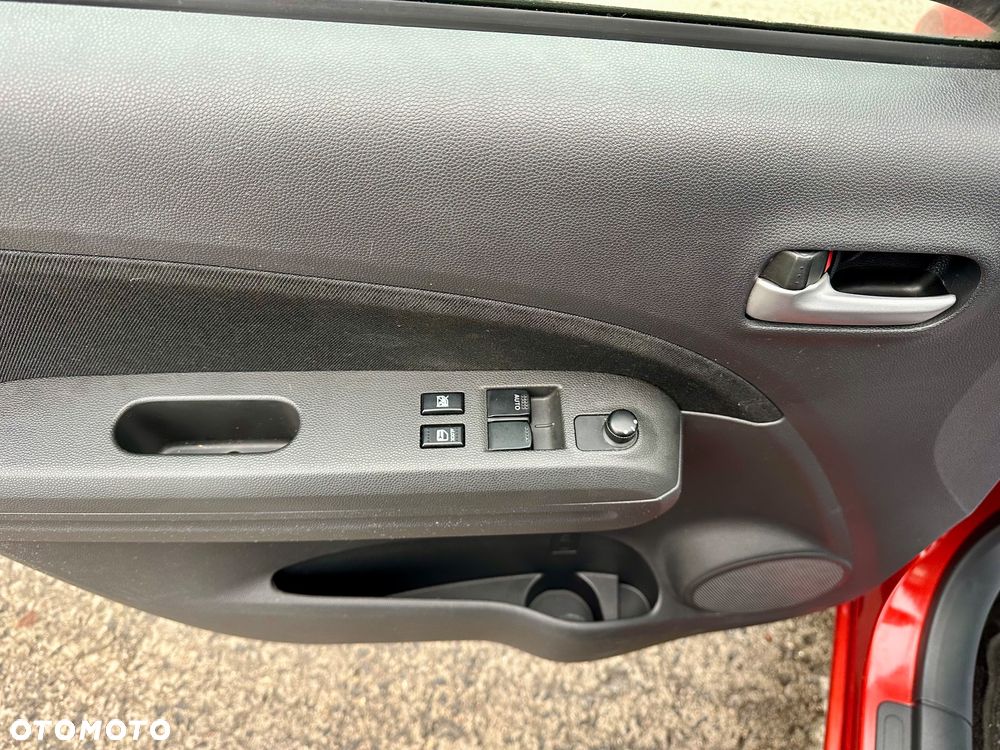 Suzuki Splash 1.2 GLX / Comfort - 24