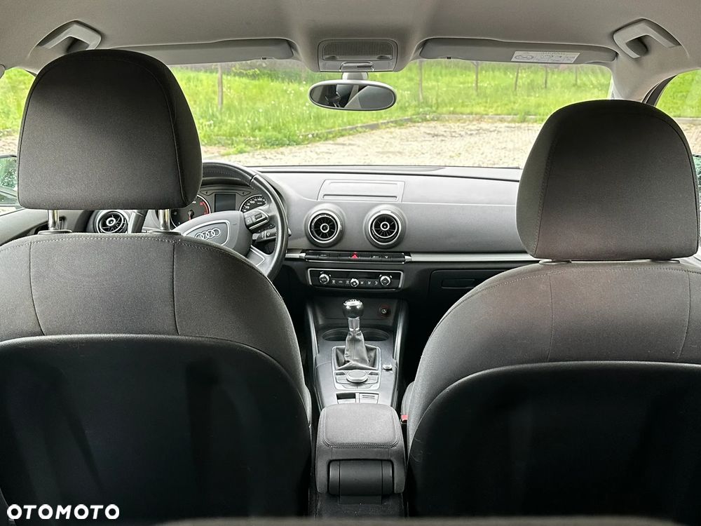 Audi A3 Sportback 1.6 TDI Attraction - 19