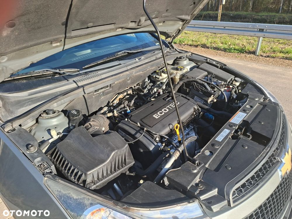 Chevrolet Cruze 1.6 Base - 5