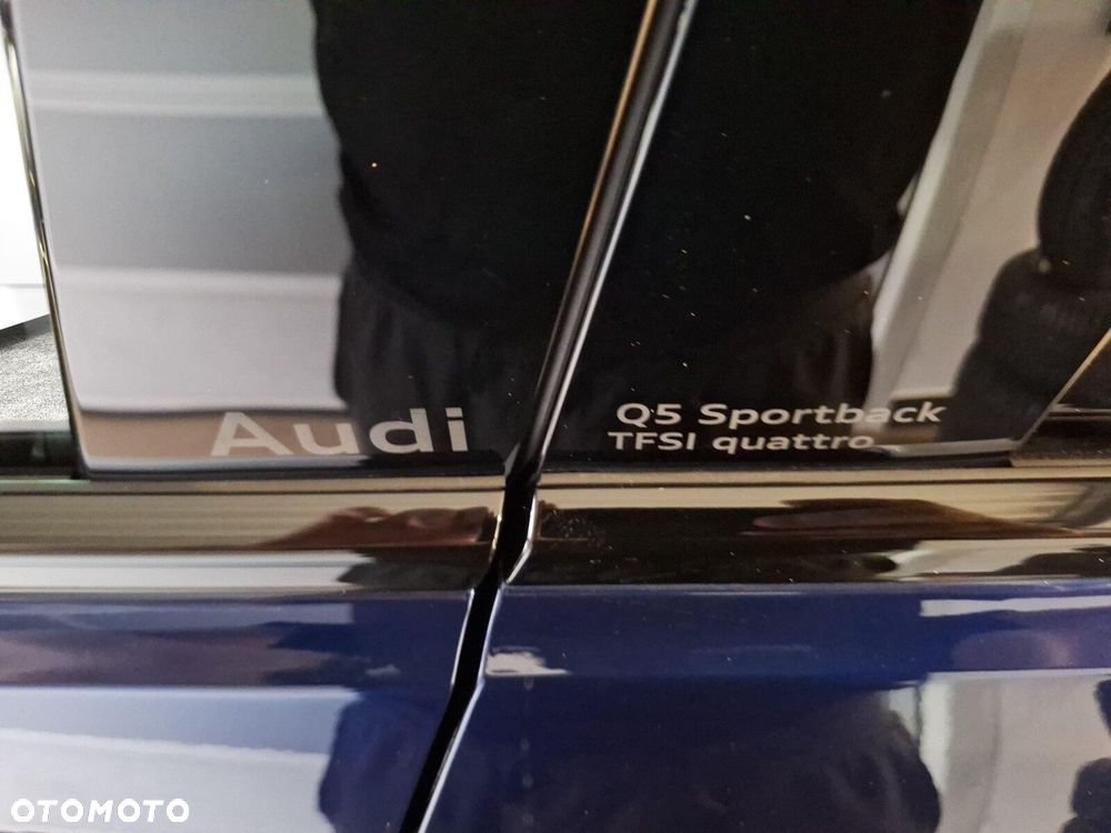 Audi Q5 Sportback - 36