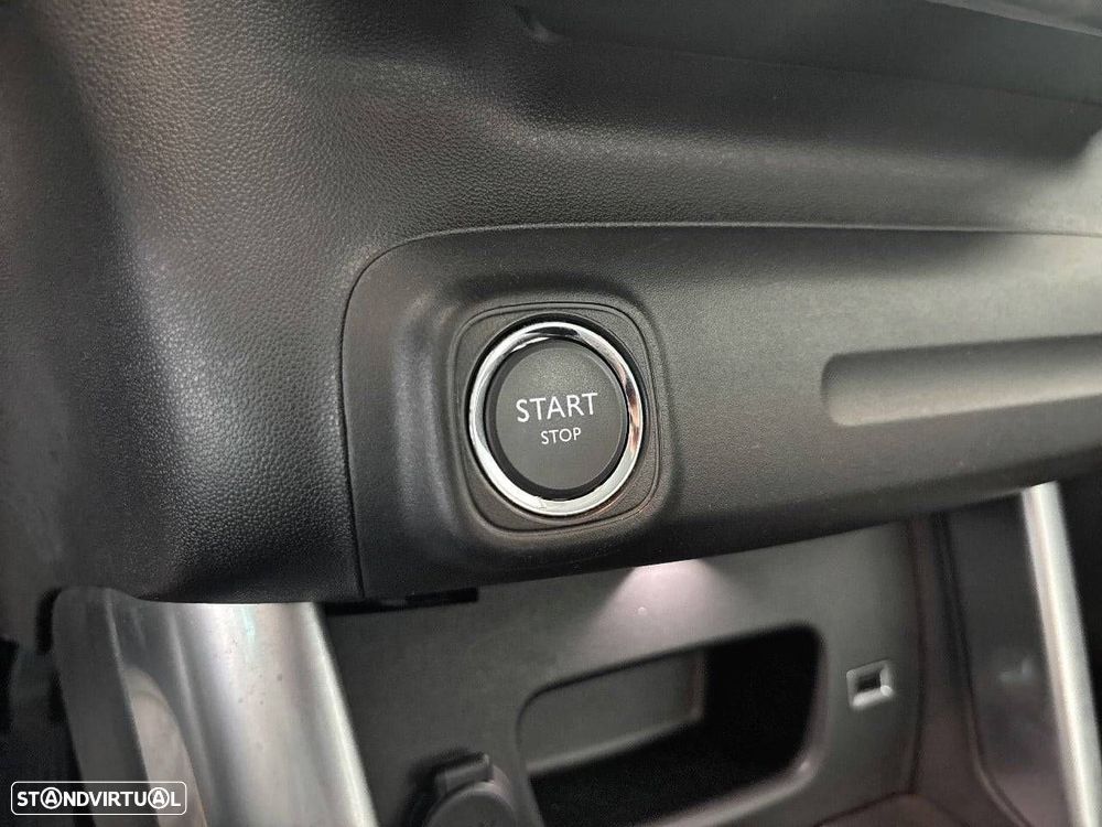 Citroën C3 Aircross 1.2 PureTech Shine - 18