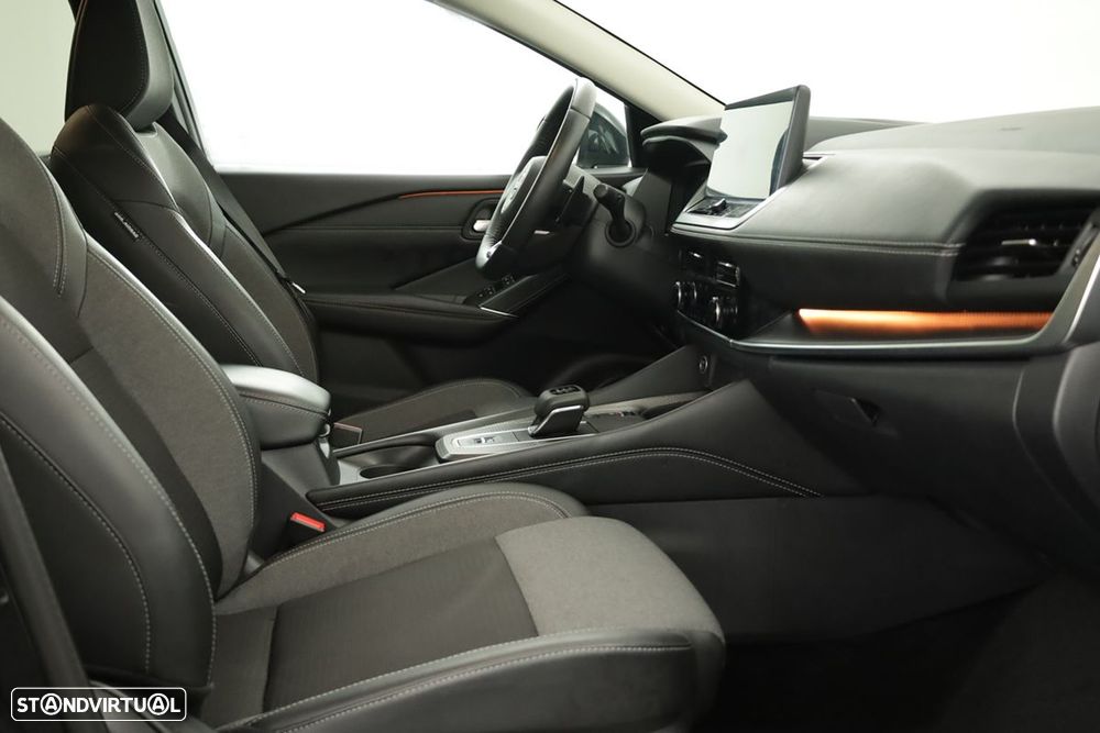 Nissan Qashqai 1.3 DIG-T N-Connecta LED Xtronic - 21