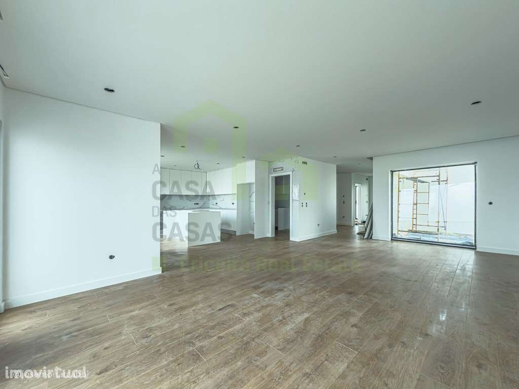 Vende Moradia T4 - Ericeira 14 km, A Casa das Casas - Grande imagem: 2/38