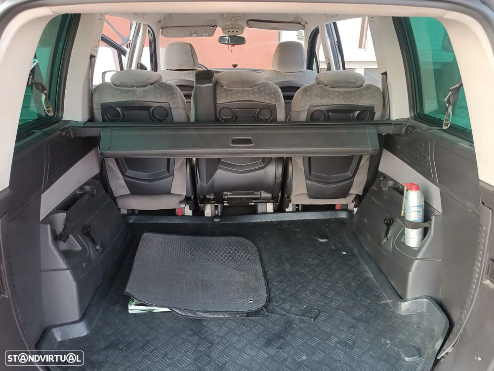 Peugeot 807 2.0 HDi - 9