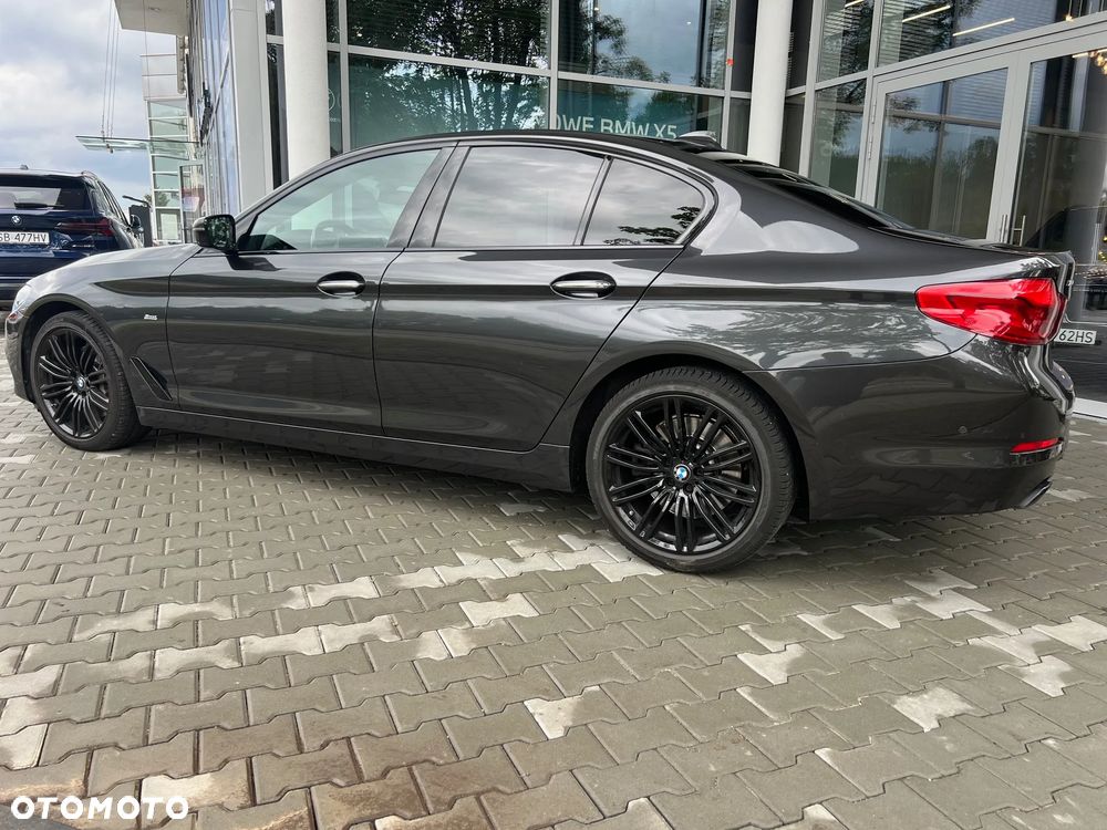 BMW Seria 5 540i xDrive GPF Luxury Line sport - 5