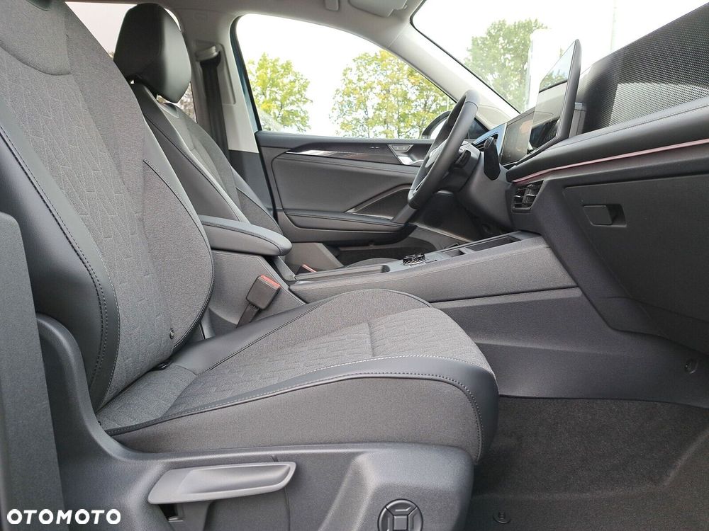Volkswagen Tiguan - 27
