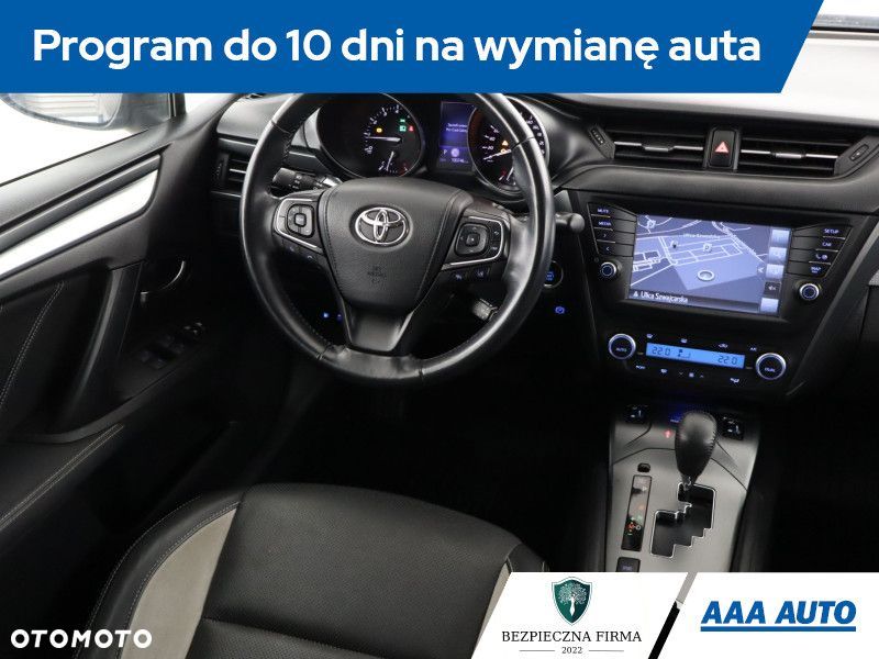 Toyota Avensis - 9